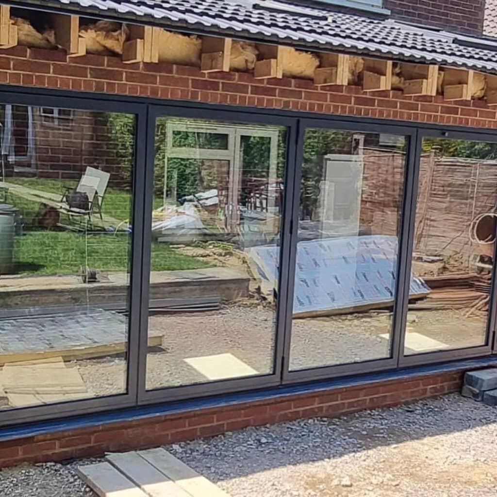 Aluminium bifold door